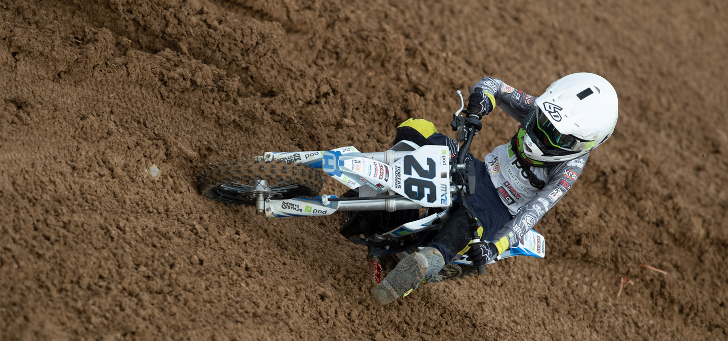 Scharinger flies on Spanish soil as European Junior E-Motocross nears the chequered flag